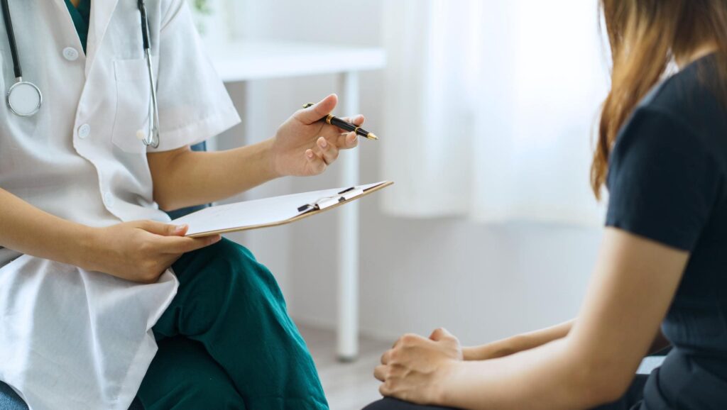 Specialist discussing overdose and fentanyl addiction treatment in Denver, Colorado.